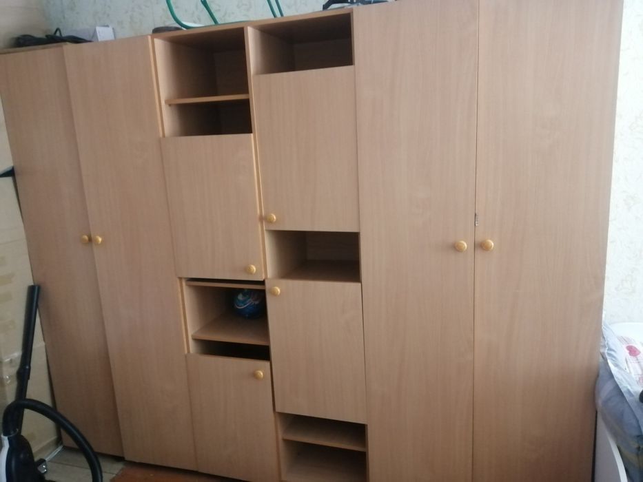 Шкаф для одежды.