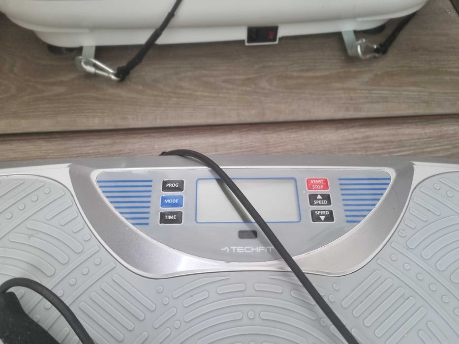 Уред за вибромасаж 3D Techfit, 2 мотора, MP3, bluetooth