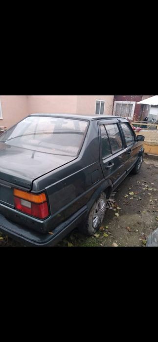 Автомашину фольцваген Джетта 2