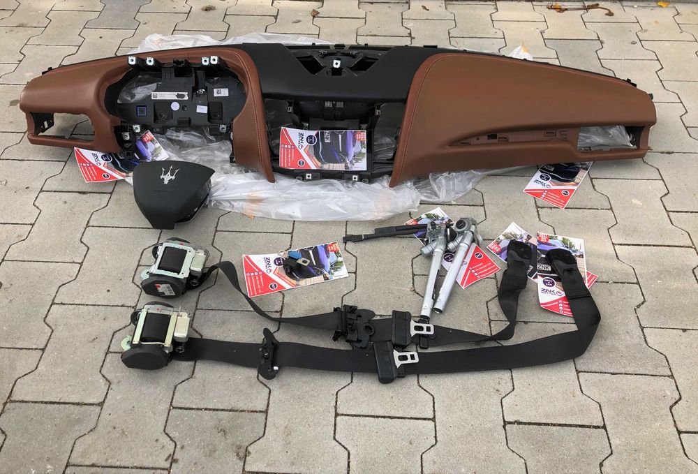 Maserati Levante kit airbag volan pasager plansa bord set centuri