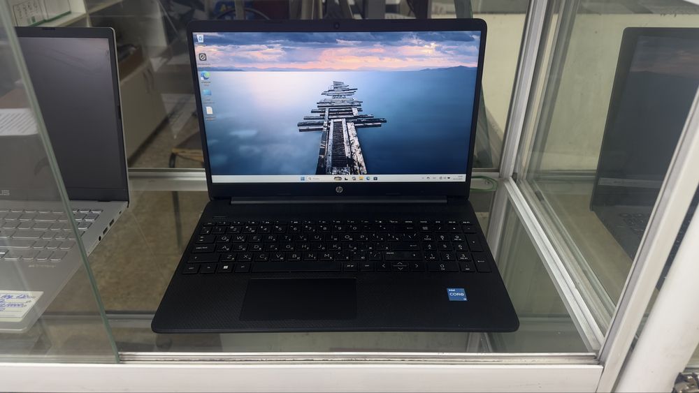 Ноутбук HP Core i3/8gb/512gb/Intel UHD, с гарантией