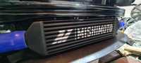 Vand Intercooler Mishimoto Z Line + conexiuni 90*