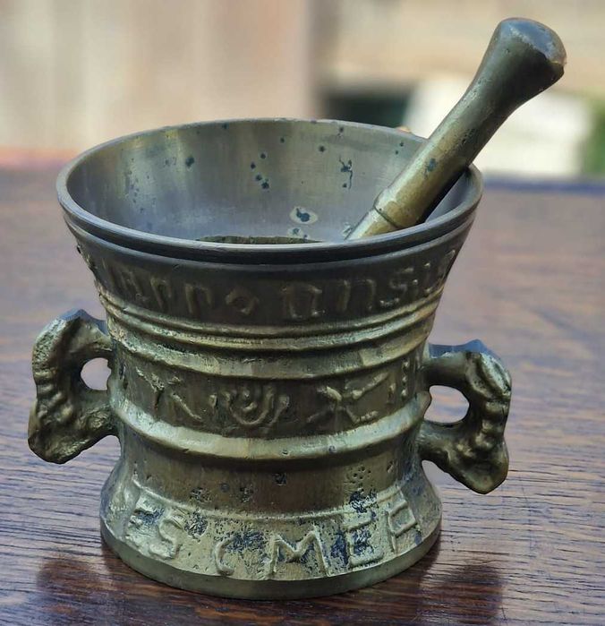 Vand mojar din bronz