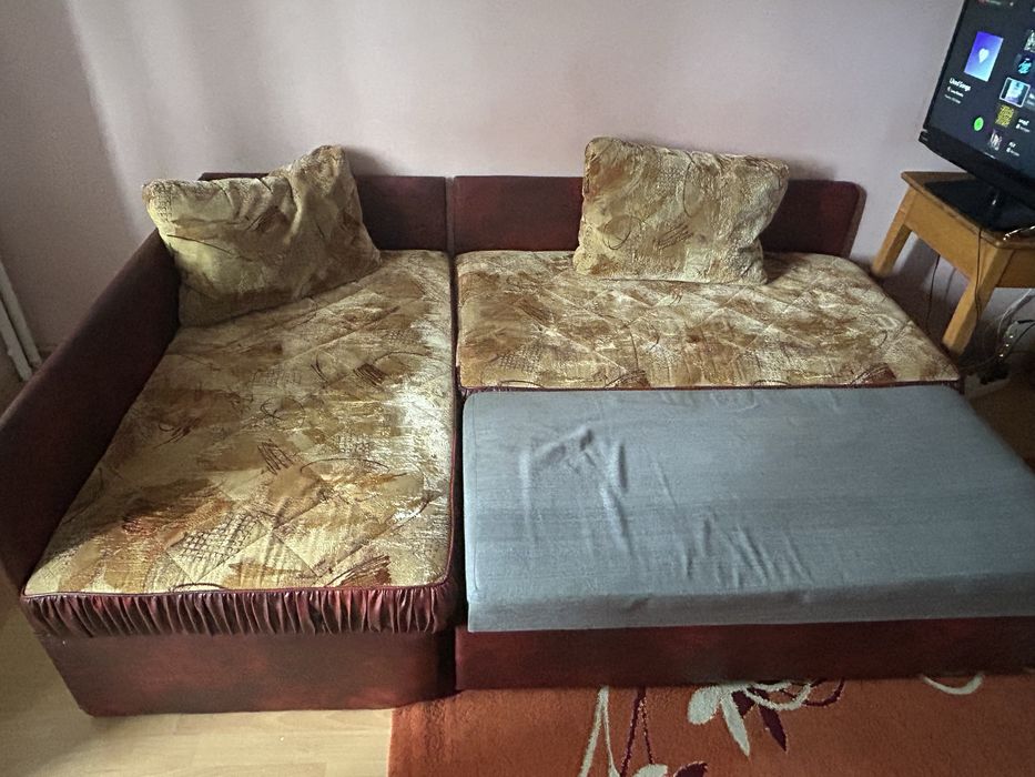 Coltar extensibil din piele