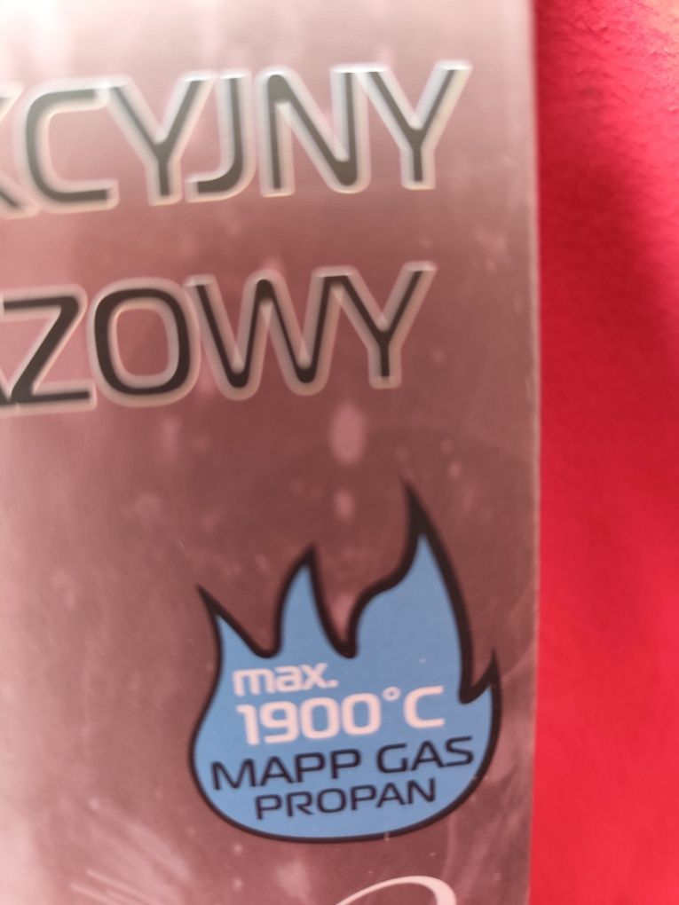 Газова горелка със пиезо запалване и  зареждаща се бутилка