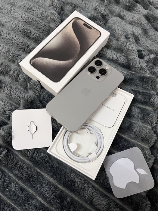 Продавам iPhone 15 Pro