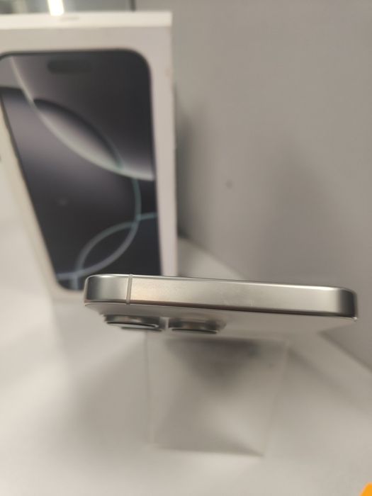 iPhone 16 Pro Max 256 100%