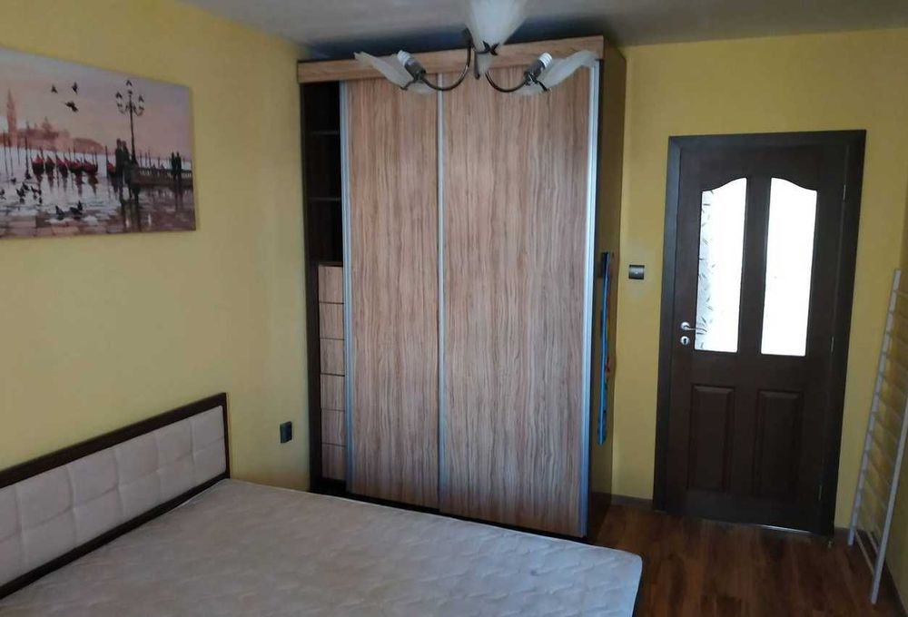 Дава се под наем Двустаен апартамент в Бургас, Меден рудник - зона Б - 70 кв.м за 84.15 € - Снимка #4