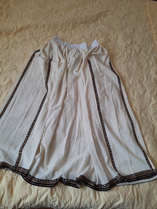 Ii de vânzare și poale autentice