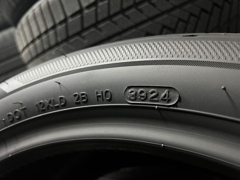 DOT:24г. 255/40/19 HANKOOK, като Нови!