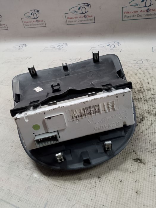 display accesorii renault clio 3 2012