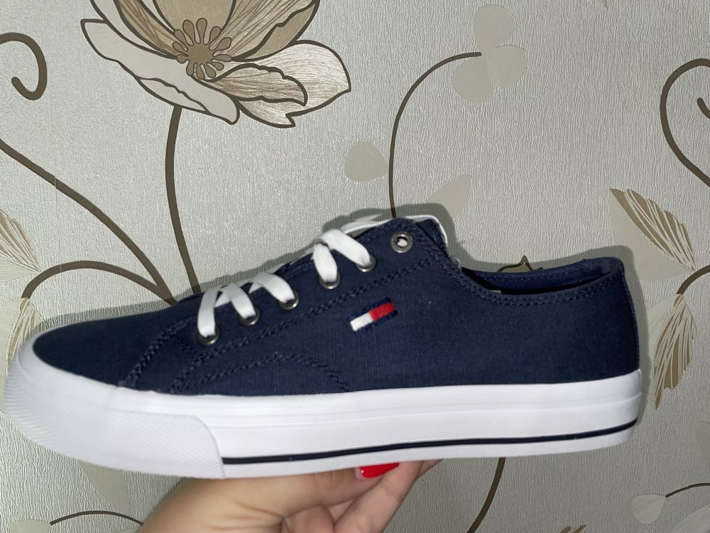 Teniși Tommy Hilfiger