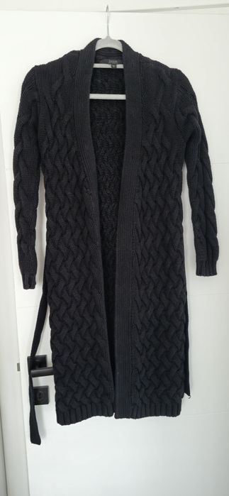 Велурено яке Zara, жилетка Guess, Peak