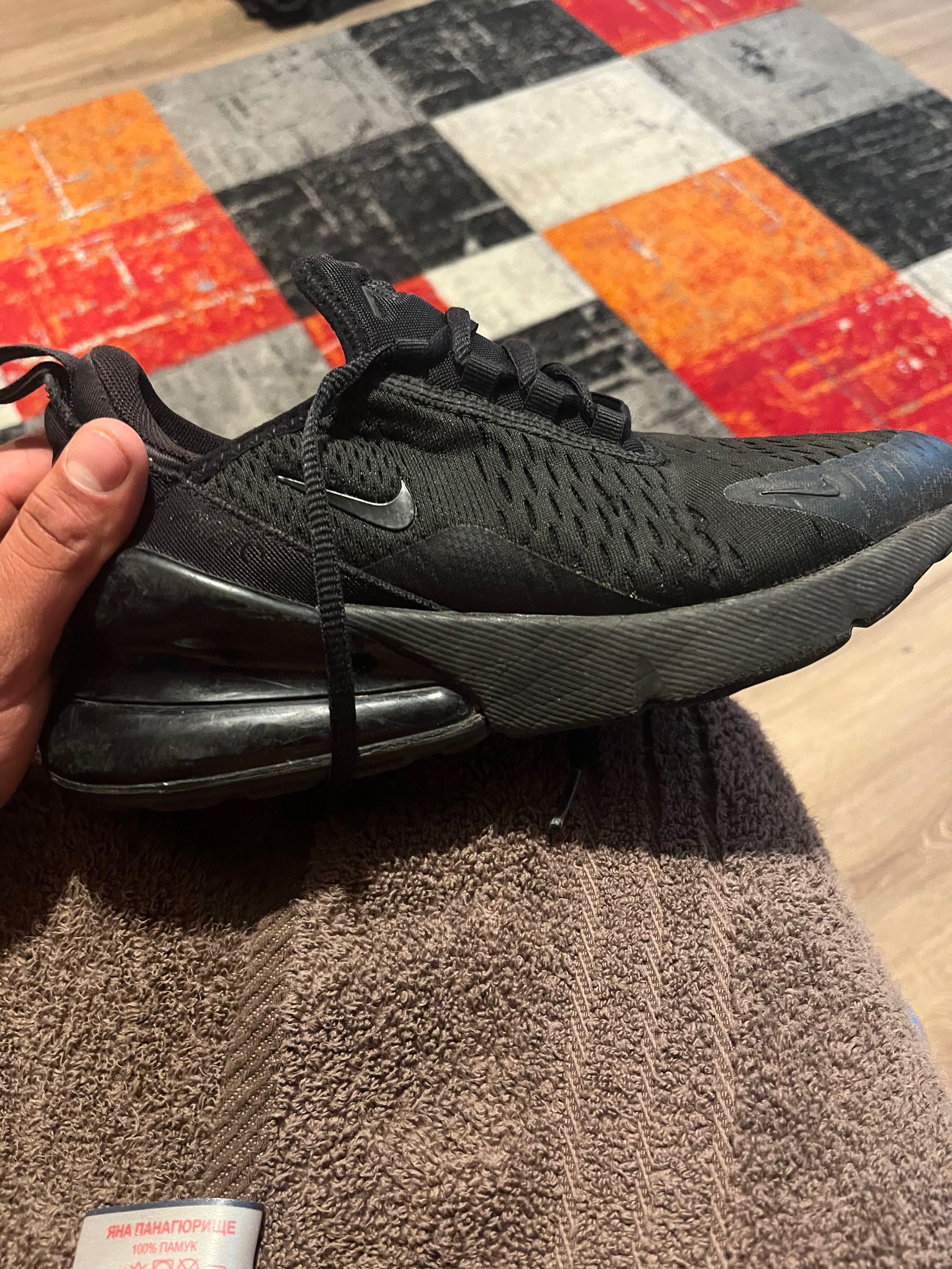 Обувки Nike Air Max 270