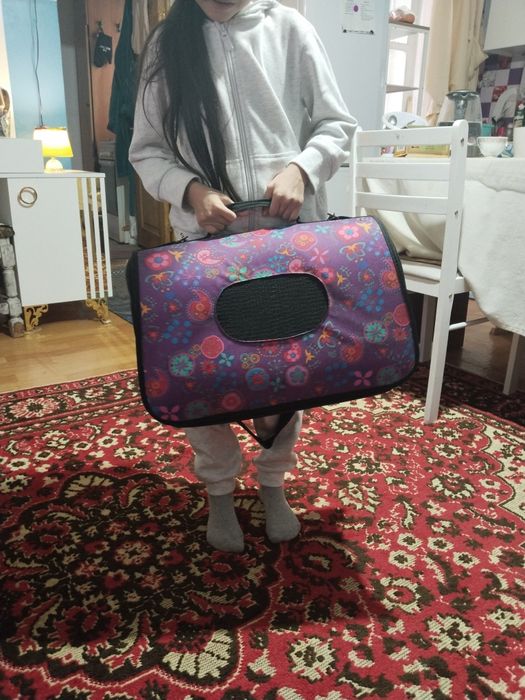 Сумка-переноска для животных
Продаю удобную переноску для кошек или со