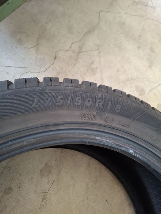 4 Anvelope de iarnă 225 50 r18 Dunlop