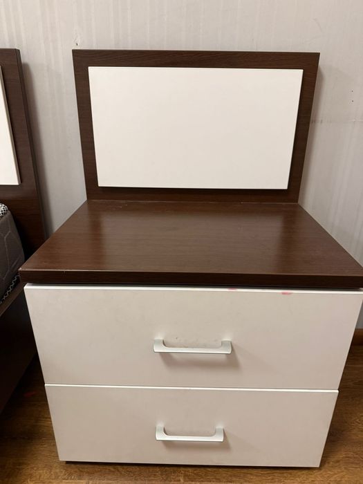 Кровать + 2 тумбочки | Отличное состояние
Продаётся двуспальная крова