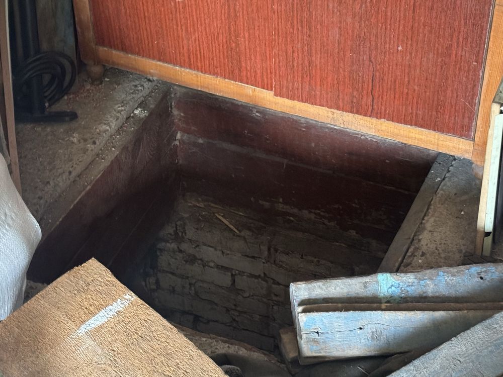 Продам гараж двухуровневый, на мирном