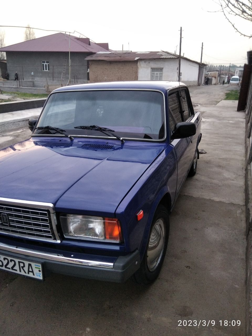Срочно сотилади 2001 йил 2,500