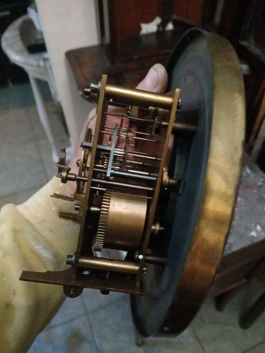 Ceas de perete mecanic cu pendul,functional