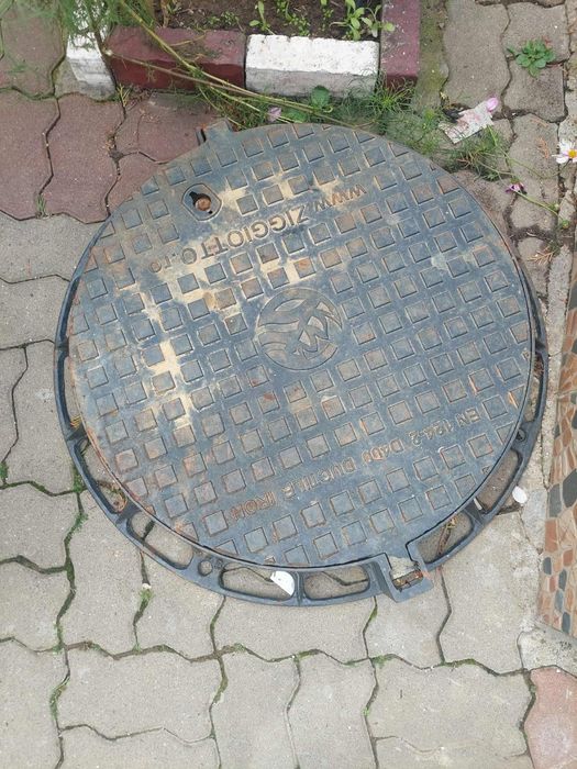capac fonta D400 canalizare carasabil cu rama nou