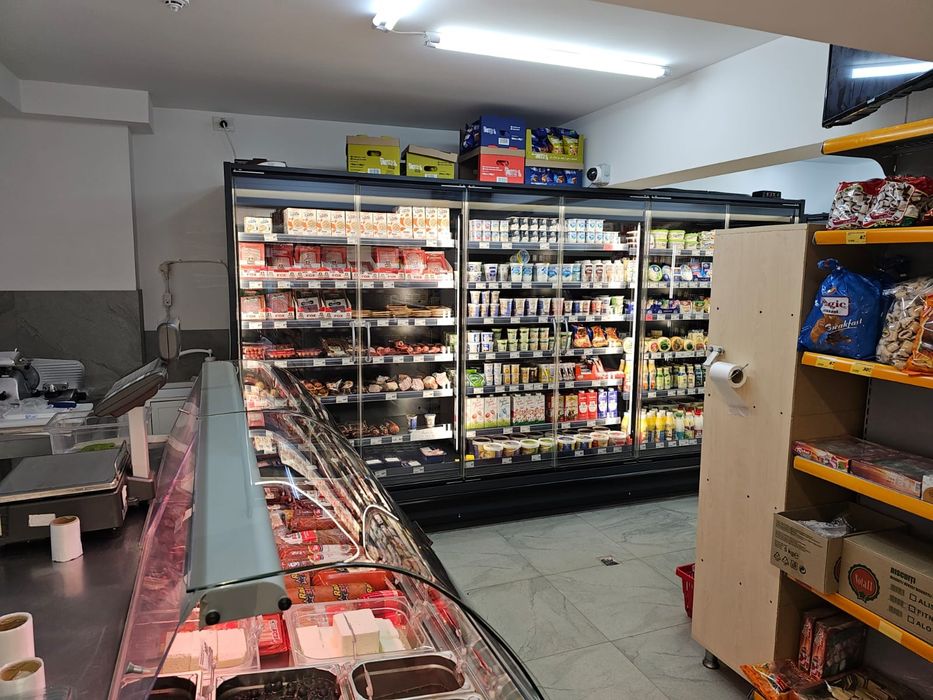 Vitrine frigorifice cu transport si montaj gratuite!