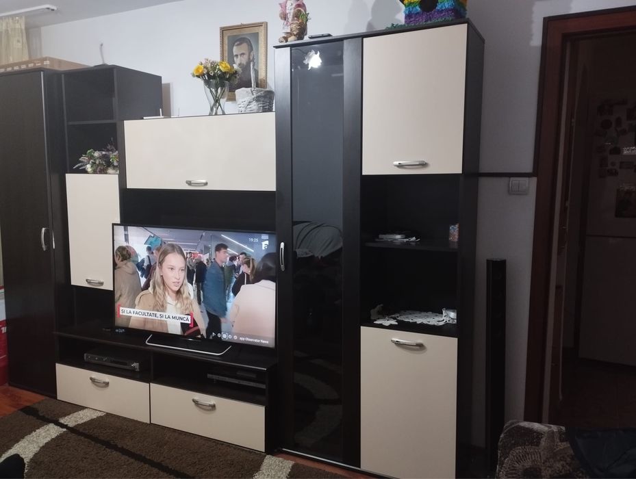 vand mobila sufragerie