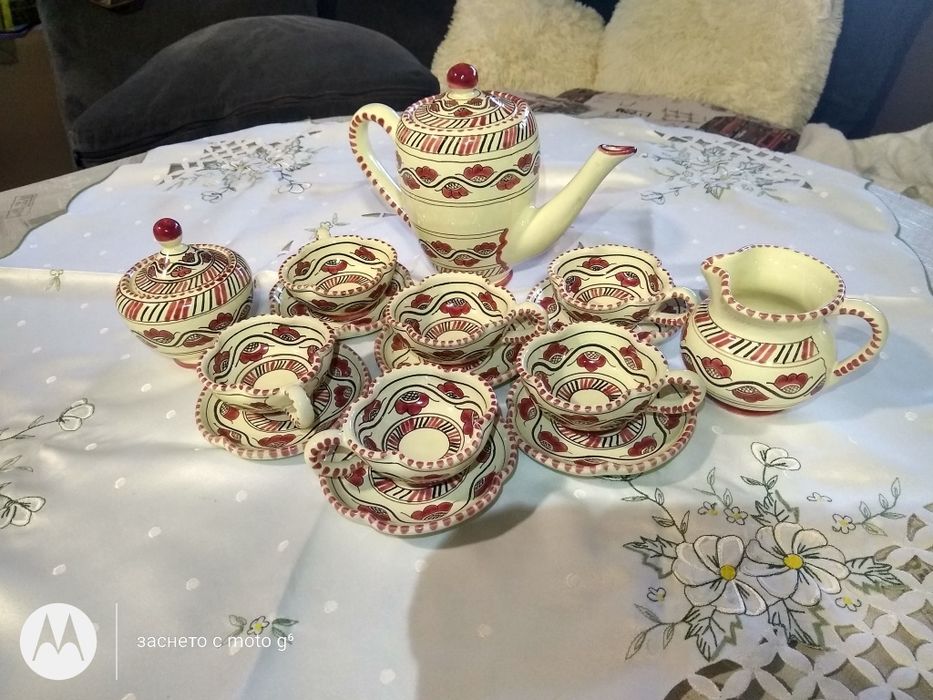 Италианска ръчно рисуван сервиз за кафе S.C.O Orvieto Italy.