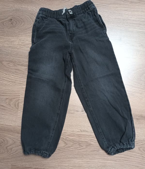 Blugi Zara pt fete 7-8 ani (134 cm)