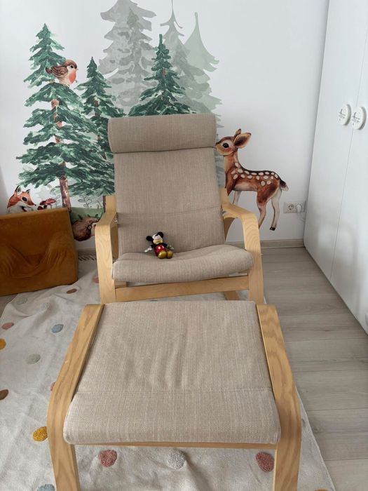 Scaun alaptat/ citit  + taburet