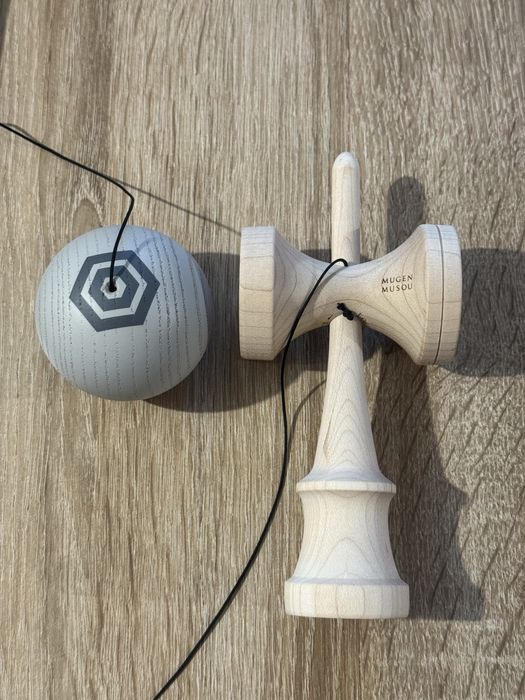 Vand Kendama Premium Mugen Musou Originala