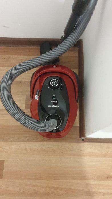 Продам пылесос новый купил за 58 продам за 30