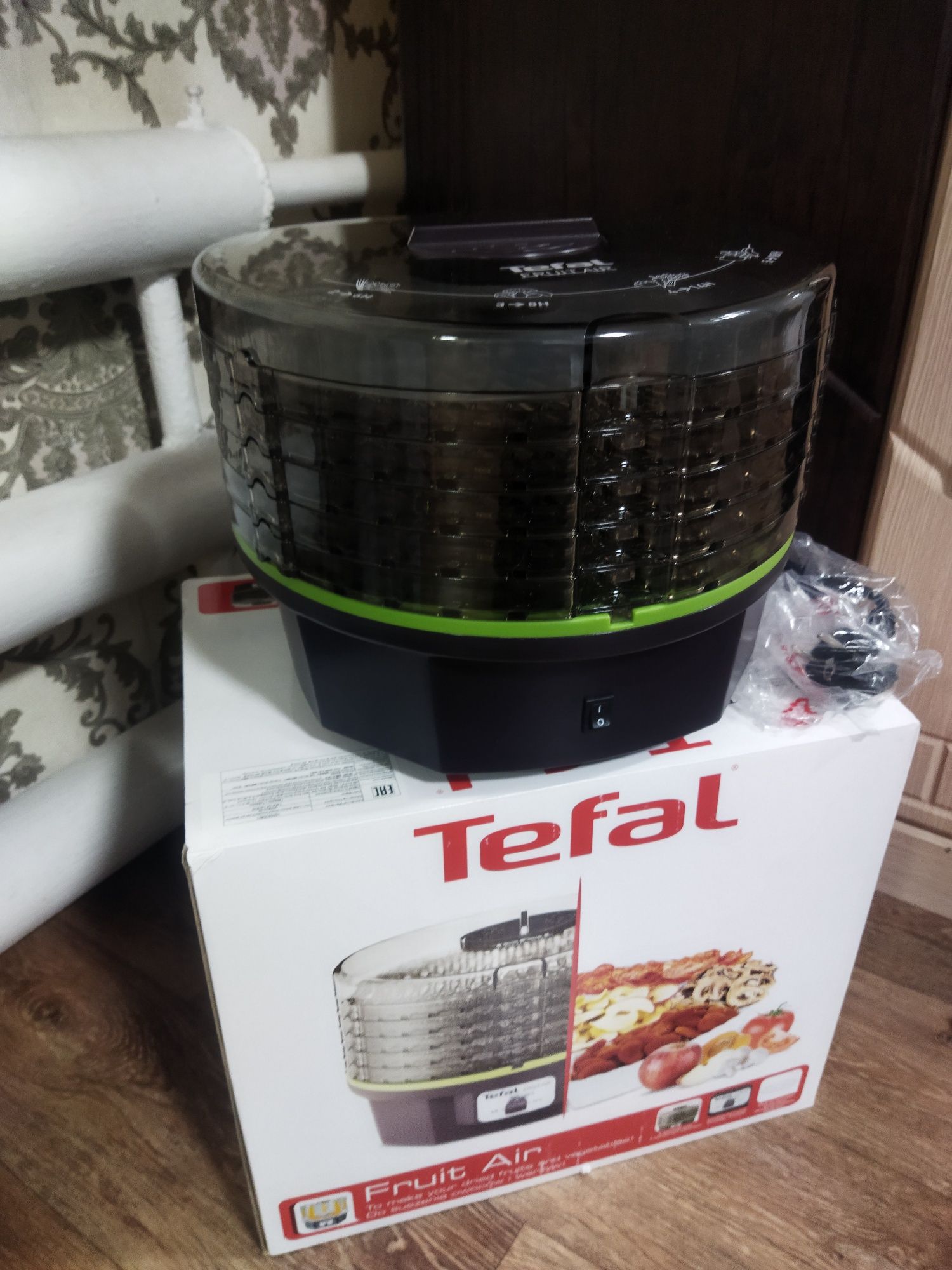 Мощная сушка  для овощей фруктов Tefal