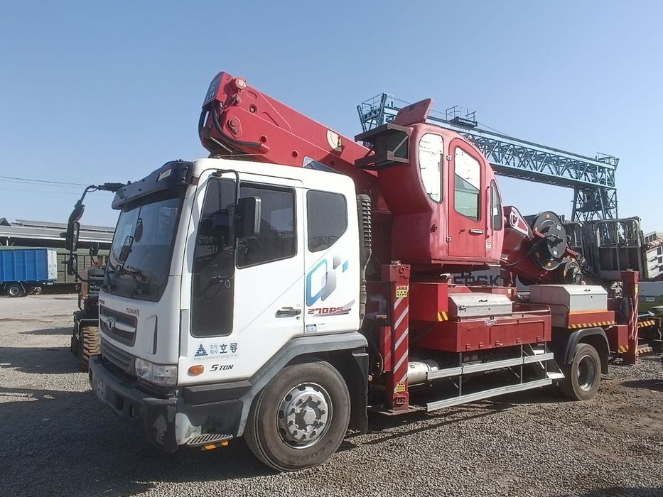 Автовишка DAEWOO Novus