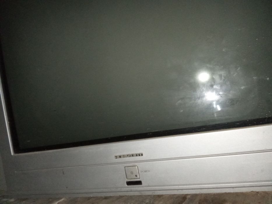 Telivizir sotiladi 150000 soʻm