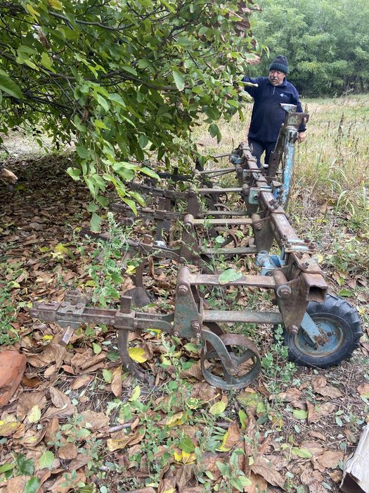 Tractor de vanzare si utilaje