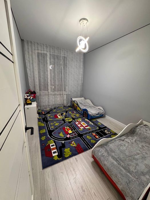 Продам детские кроватки