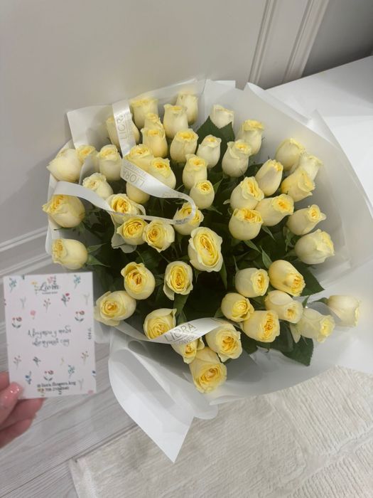 Продам цветы метровые