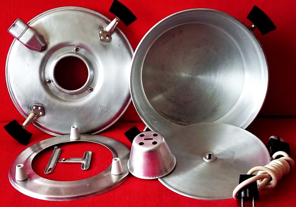 Електрическа тенджера,за готвене на всичко,нова.