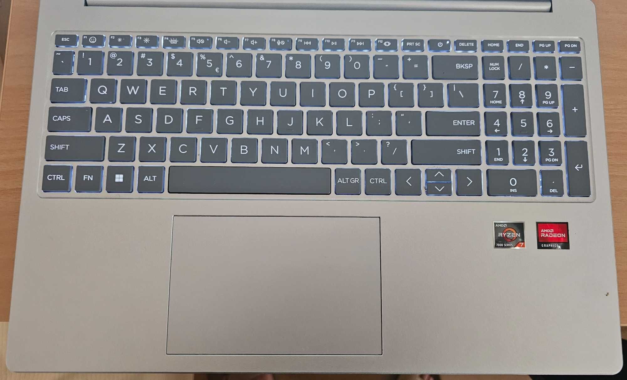HP laptop 15-fc0047nia Ryzen7