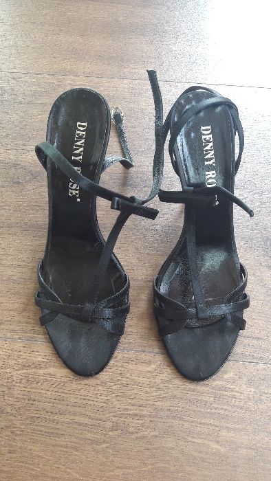 Елегантни дамски сандали с висок ток