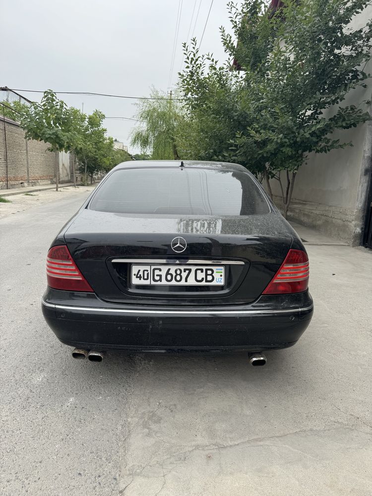 Mercedes bens w 220