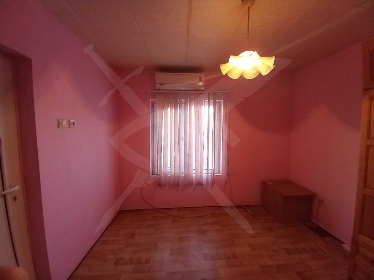 Продава се Къща в Варна, Автогара - 78 кв.м за 836 €/кв.м - Снимка #4