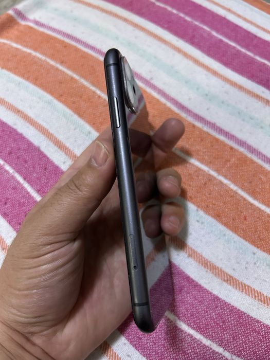 Айфон 11 в отличном состоянии