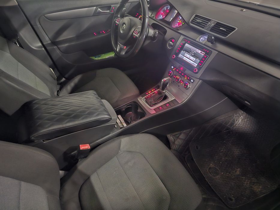 Vand sau Schimb Passat B7