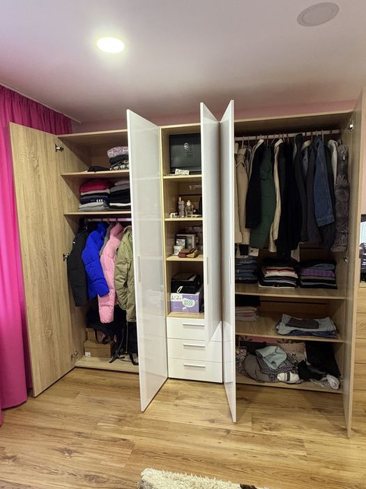 Спален комплект – гардероб, две легла с ракла и скрин