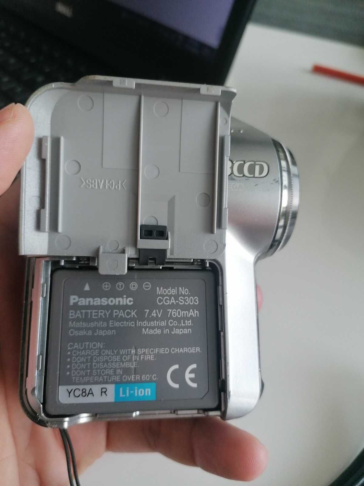 Цифрова камера Panasonic 3CCD SDR-S100