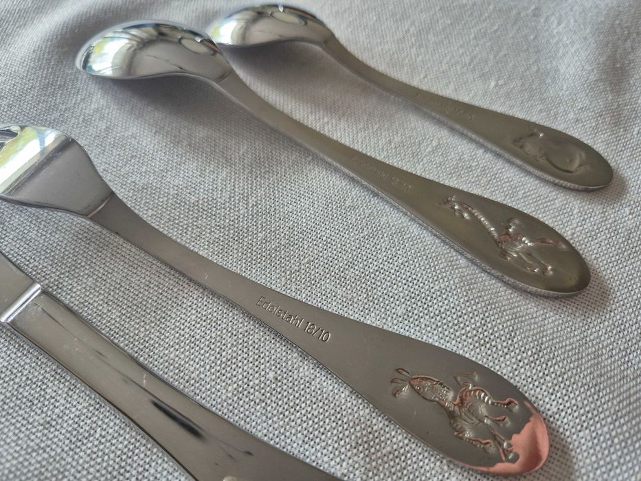 Детски прибори за хранене