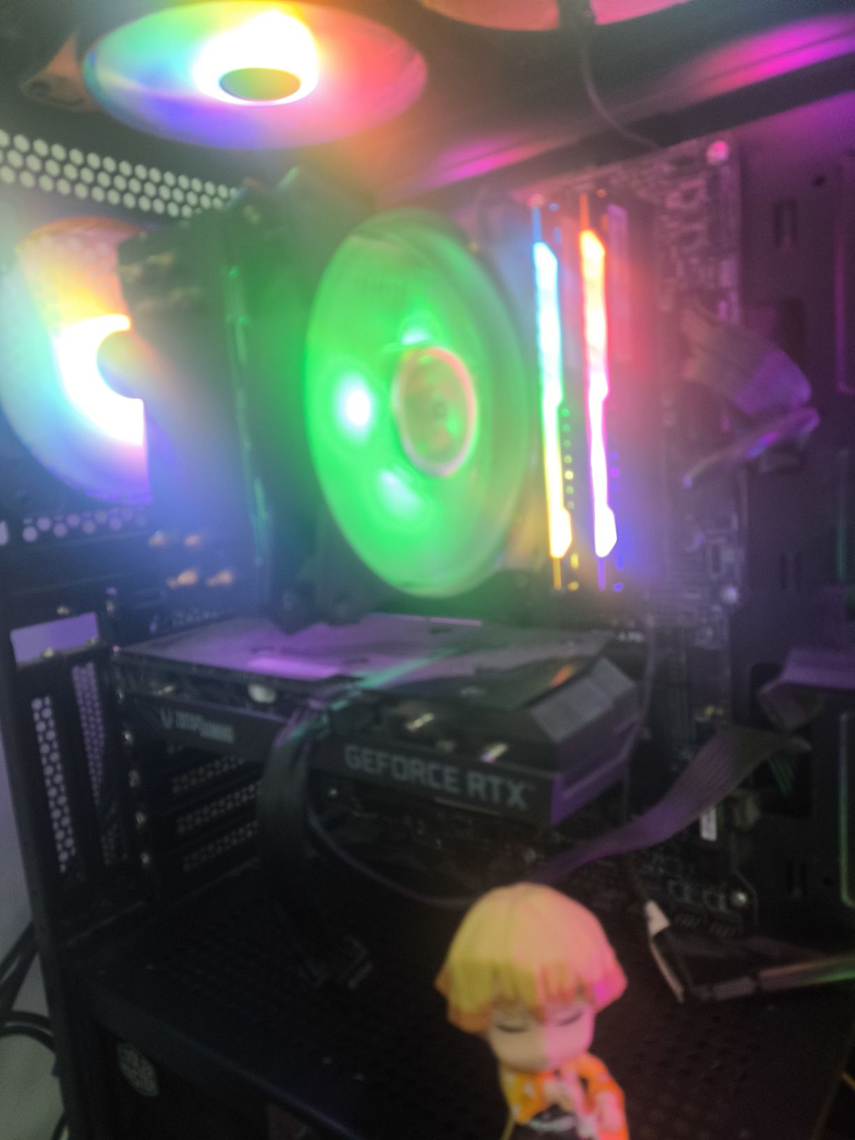 Core i7 10700 + Z590 + 32GB + RTX3060 12GB
