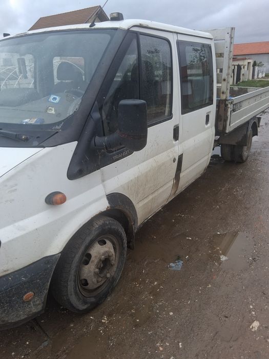 Vând Ford Transit
